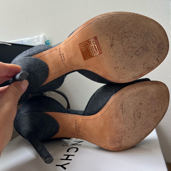 Givenchy Shark Lock Dark Blue Denim Open Toe Ankle Strap Sandals Pumps size 38.5 - Picture 9 of 12